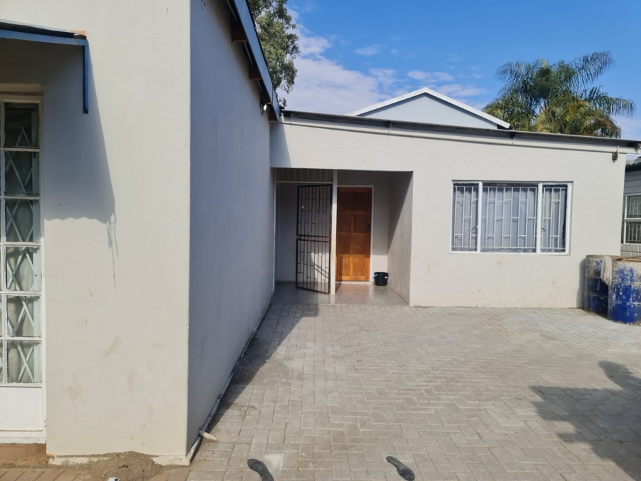 3 Bedroom Property for Sale in Oos Einde North West